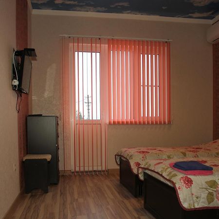 Guest House Vzgorye Gagra Exterior foto