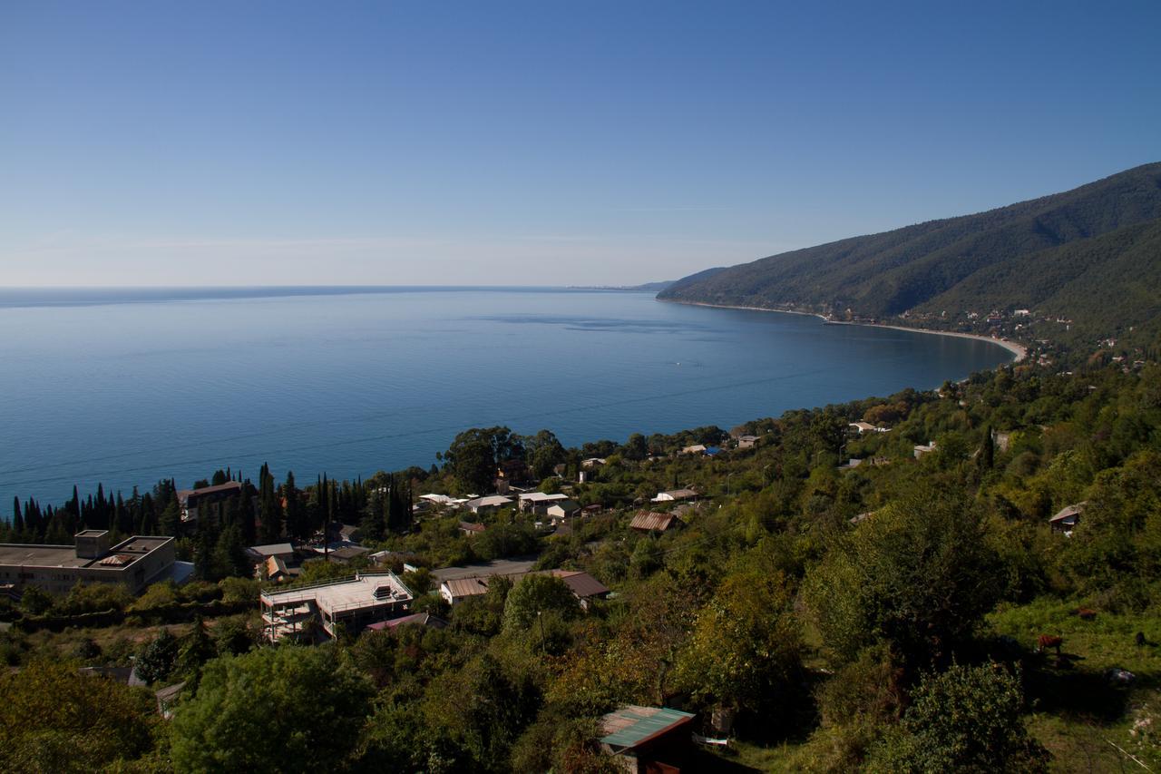 Guest House Vzgorye Gagra Exterior foto